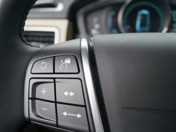 Volvo S80 T5 Summum - Prestiż po szwedzku