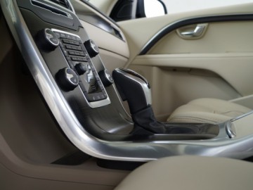 Volvo S80 T5 Summum - Prestiż po szwedzku