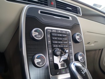 Volvo S80 T5 Summum - Prestiż po szwedzku