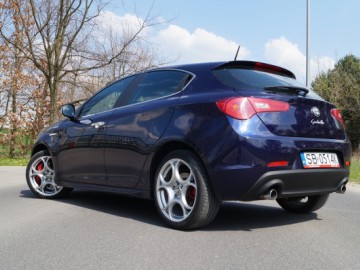Alfa Romeo Giulietta 2.0 JTDM 16v 175 KM Exclusive - Stylowo i oszczędnie