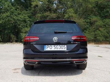 Volkswagen Passat 2.0 TDI R-Line Variant Highline - Wszechstronny dominator