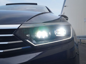 Volkswagen Passat 2.0 TDI R-Line Variant Highline - Wszechstronny dominator