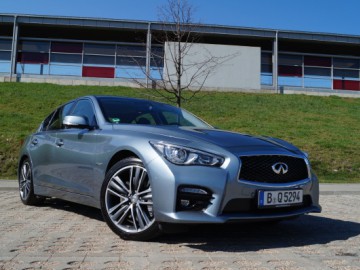 Infiniti Q50 S Hybrid AWD - Nie tylko technologia...