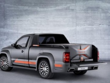 VW Amarok Power-DJ - Głośniki, miksery i 5000 Wat