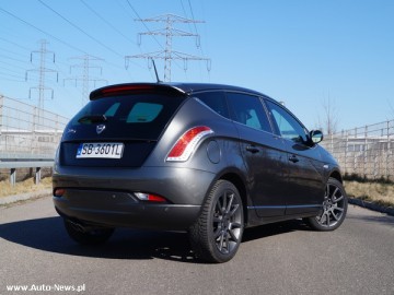 Lancia Delta 1.9 TwinTurbo MultiJet &ndash; W stylu MOMO