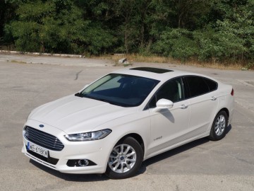 Ford Mondeo Hybrid - Hybrydowe szaleństwo