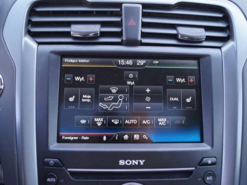 Ford Mondeo Hybrid - Hybrydowe szaleństwo