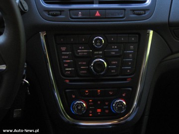 Opel Mokka 1.4 Turbo 4x4 Enjoy - Modny kierunek
