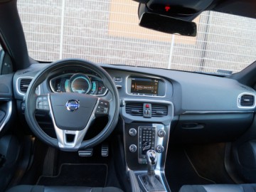 Volvo V40 T5 - Wyzwala emocje
