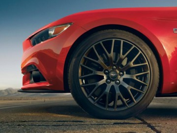 Ford Mustang - W duchu tradycji