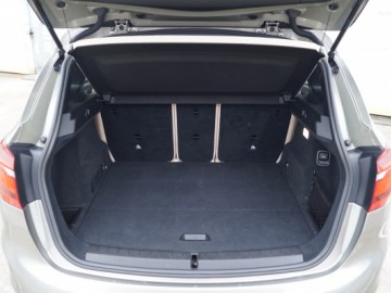 BMW 2 Activ Tourer 218d Luxury Line - Małe zaskoczenie