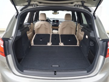 BMW 2 Activ Tourer 218d Luxury Line - Małe zaskoczenie