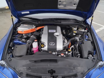 Lexus IS 300h F-Sport - Hybrydowy samuraj