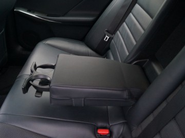 Lexus IS 300h F-Sport - Hybrydowy samuraj