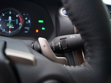 Lexus IS 300h F-Sport - Hybrydowy samuraj