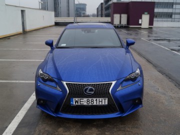 Lexus IS 300h F-Sport - Hybrydowy samuraj