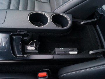 Lexus IS 300h F-Sport - Hybrydowy samuraj