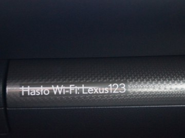 Lexus IS 300h F-Sport - Hybrydowy samuraj