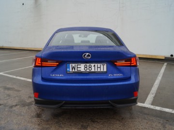 Lexus IS 300h F-Sport - Hybrydowy samuraj