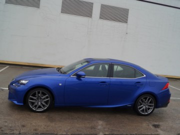 Lexus IS 300h F-Sport - Hybrydowy samuraj