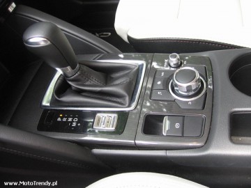 Mazda CX-5 2.5 Skyactiv-G 4x4 - Wbrew trendom