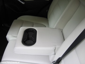 Mazda CX-5 2.5 Skyactiv-G 4x4 - Wbrew trendom