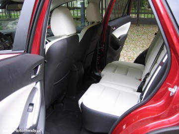 Mazda CX-5 2.5 Skyactiv-G 4x4 - Wbrew trendom