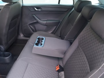 Skoda Rapid Spaceback 1.6 TDI Edition - Nie tylko oszczędność.