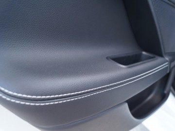 Jaguar XE 2.0 T R-Sport - Rywal dla Niemc&oacute;w?