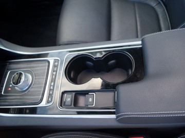Jaguar XE 2.0 T R-Sport - Rywal dla Niemc&oacute;w?