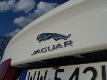 Jaguar XE 2.0 T R-Sport - Rywal dla Niemc&oacute;w?