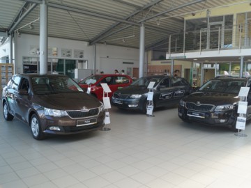 Nowa Skoda Superb na 20 lat POL-MOT Auto i 120 lat Skody