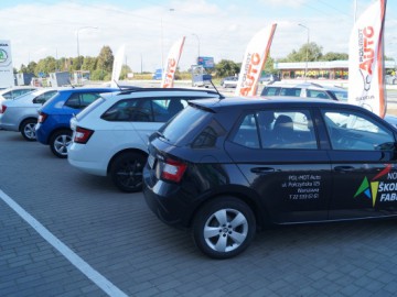 Nowa Skoda Superb na 20 lat POL-MOT Auto i 120 lat Skody