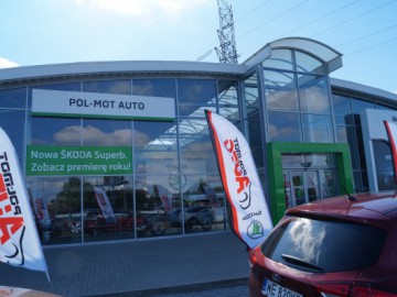 Nowa Skoda Superb na 20 lat POL-MOT Auto i 120 lat Skody