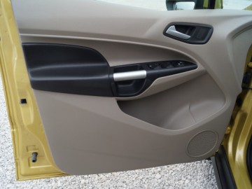 Ford Tourneo Connect 1.6 TDCi Titanium - Na każdą okoliczność