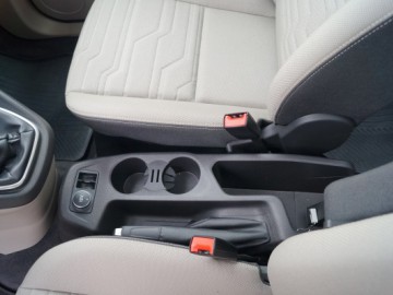 Ford Tourneo Connect 1.6 TDCi Titanium - Na każdą okoliczność