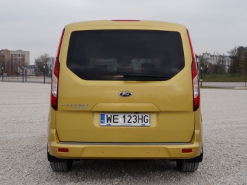 Ford Tourneo Connect 1.6 TDCi Titanium - Na każdą okoliczność