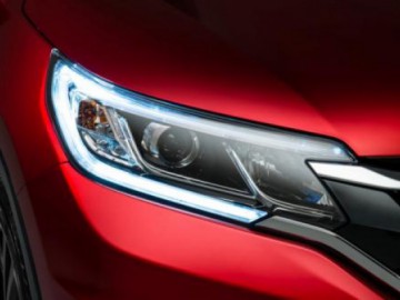 Honda CR-V &ndash; Pierwsze retusze