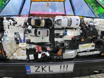 VW Golf z zabawek