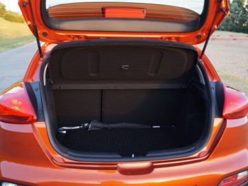 Kia Pro_cee'd 1.6 CRDi XL - Sportowiec na wyrost?