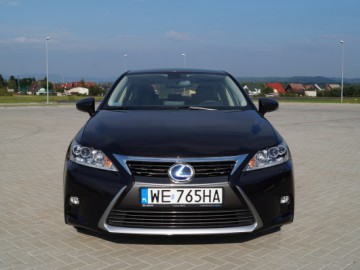 Lexus CT200h - Przyszłość motoryzacji