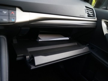 Lexus CT200h - Przyszłość motoryzacji