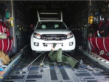 Nowe Papamobile to Isuzu D-Max