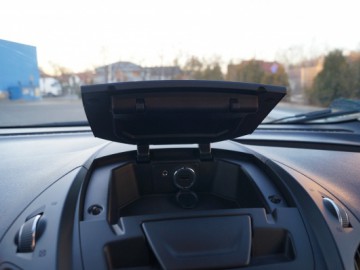 Ford Tourneo Courier 1,0 EcoBoost Titanium - Do r&oacute;żnych zadań