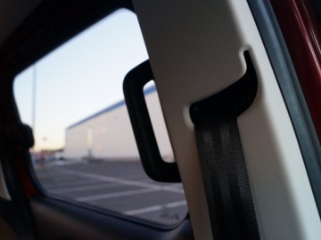 Ford Tourneo Courier 1,0 EcoBoost Titanium - Do r&oacute;żnych zadań