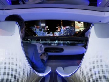 Mercedes-Benz F 015 &ndash; To nie samoch&oacute;d ale...