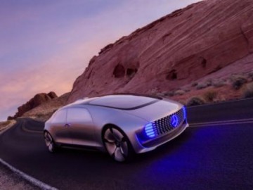 Mercedes-Benz F 015 &ndash; To nie samoch&oacute;d ale...