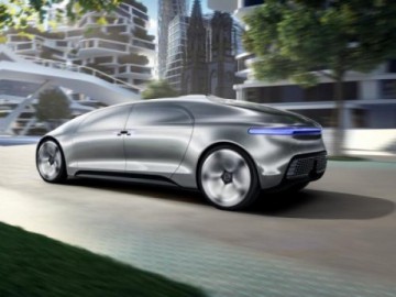 Mercedes-Benz F 015 &ndash; To nie samoch&oacute;d ale...