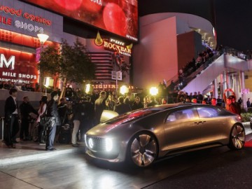 Mercedes-Benz F 015 &ndash; To nie samoch&oacute;d ale...