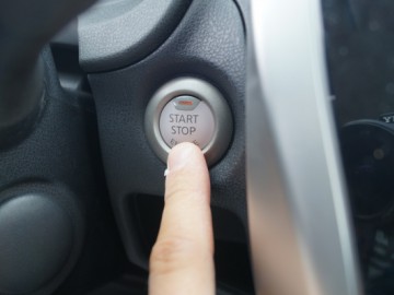 Nissan Note 1.2 Acenta (80 KM) - Pozory mogą mylić...